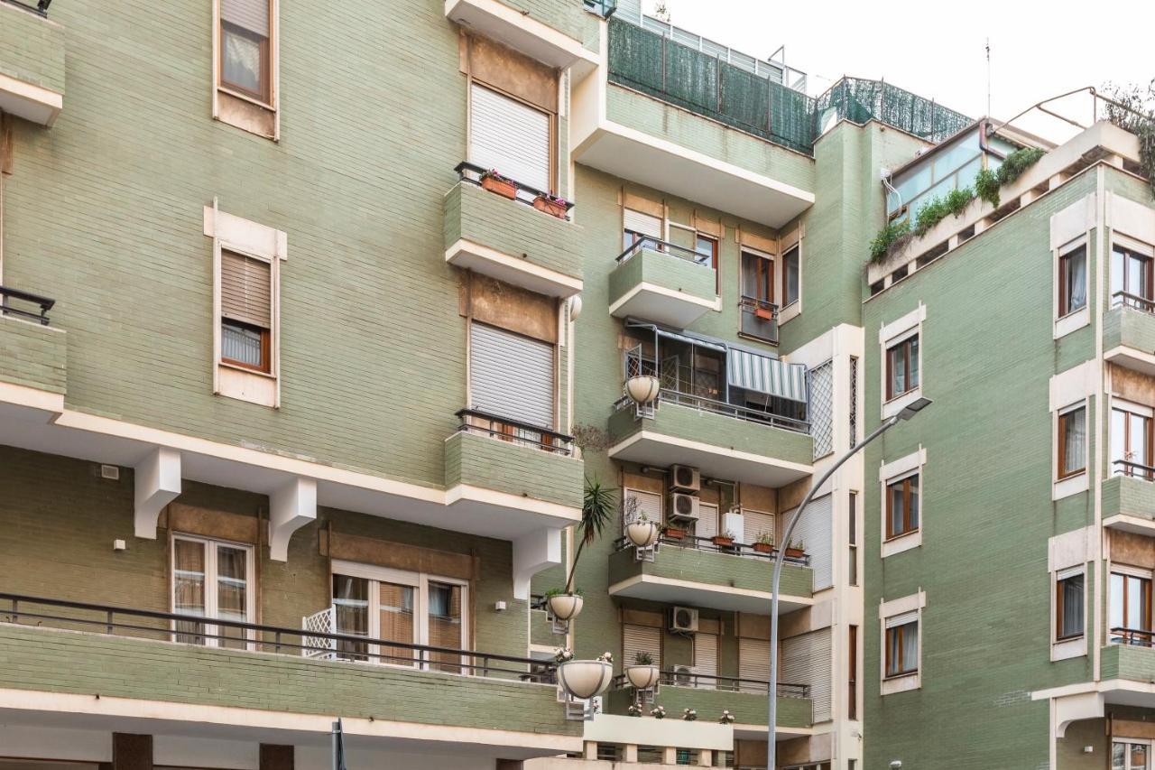 Momo Central Rome 1 — Photos 2